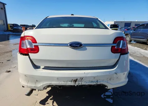 2010 Ford Taurus Sel z USA, uszkodzony, nr VIN 1FAHP2EW4AG129137